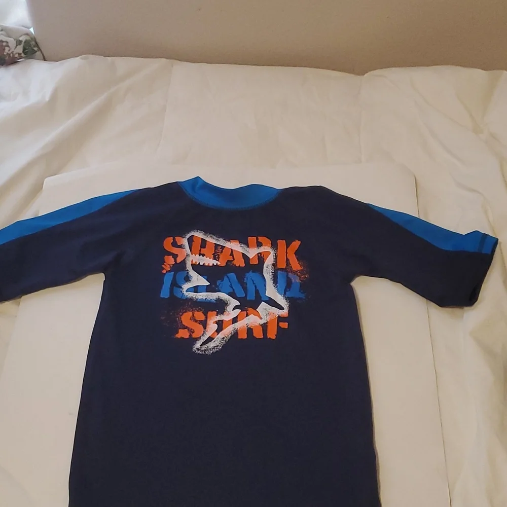 Rashguard swim shirt